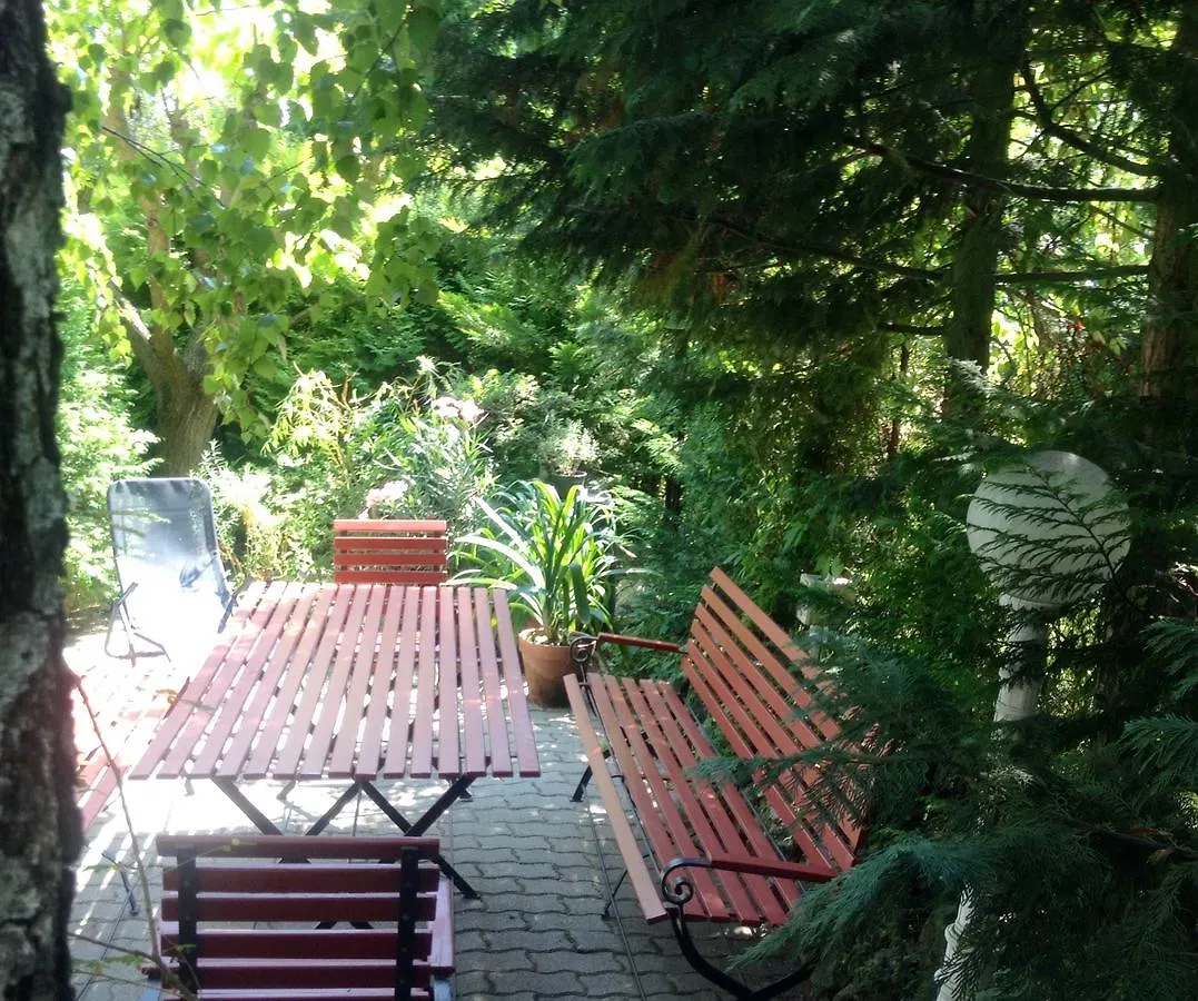 Flair Apartmanhaz 에게르